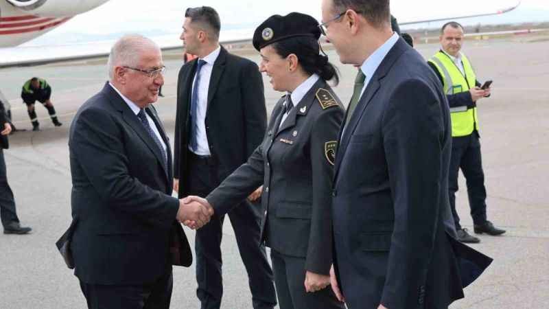 Milli Savunma Bakanı Güler Kosova’da Milli Savunma Bakanı Güler Kosova’da