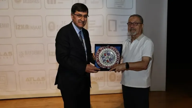 Prof. Dr. Naci Görür’den ’depreme hazırlık konusunda sahaya inin’ çağrısı Prof. Dr. Naci Görür’den ’depreme hazırlık konusunda sahaya inin’ çağrısı