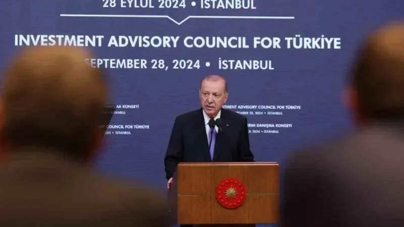 Cumhurbaşkanı Erdoğan: "Seçim tartışmalarını havanda su dövmek olarak görüyoruz" Cumhurbaşkanı Erdoğan: "Seçim tartışmalarını havanda su dövmek olarak görüyoruz"