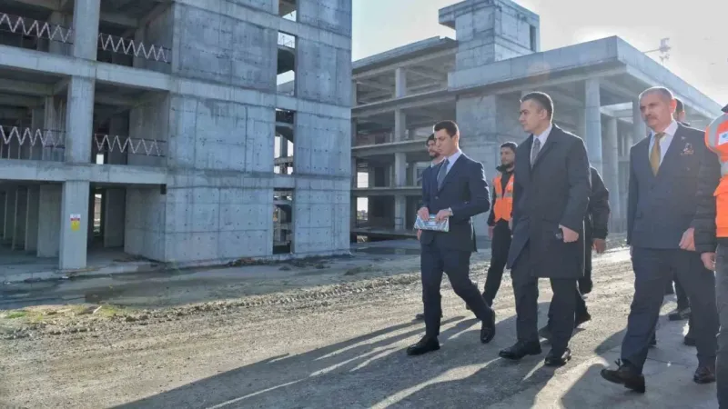 Esenyurt’ta hizmet dönemi başladı Esenyurt’ta hizmet dönemi başladı