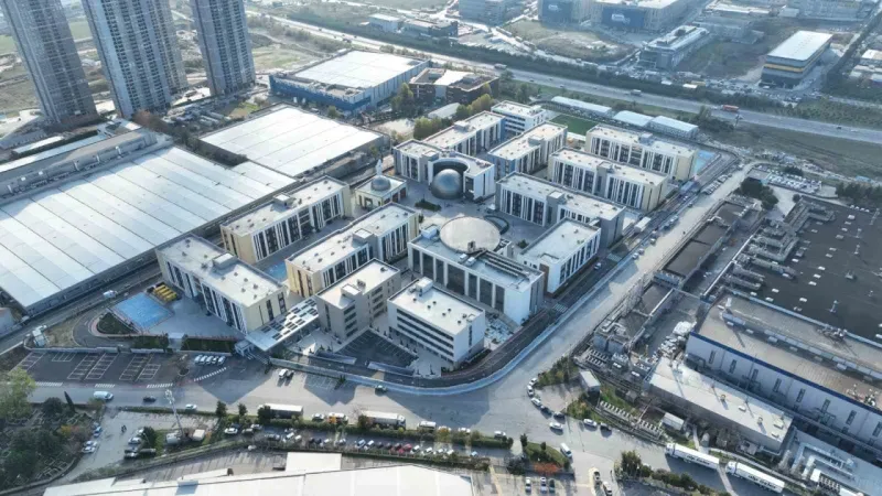 Esenyurt’ta hizmet dönemi başladı Esenyurt’ta hizmet dönemi başladı