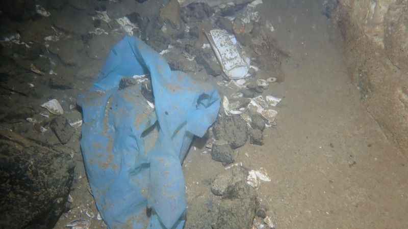 Keban Baraj Gölü'ndeki kirlilik su altı kamerası ile görüntülendi Keban Baraj Gölü'ndeki kirlilik su altı kamerası ile görüntülendi