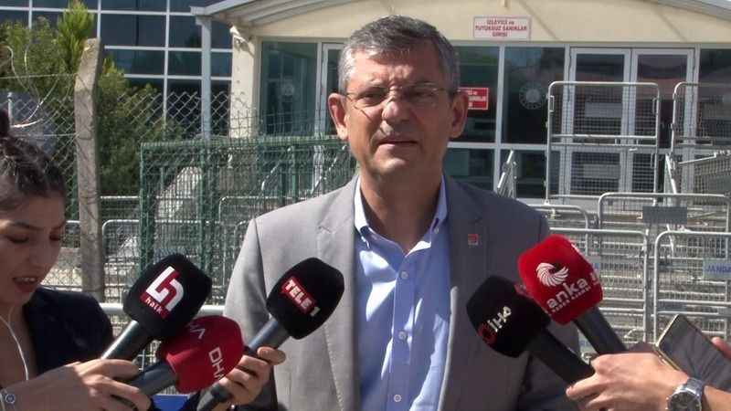 CHP Grup Başkanı Özel’den Silivri Cezaevi ziyareti CHP Grup Başkanı Özel’den Silivri Cezaevi ziyareti