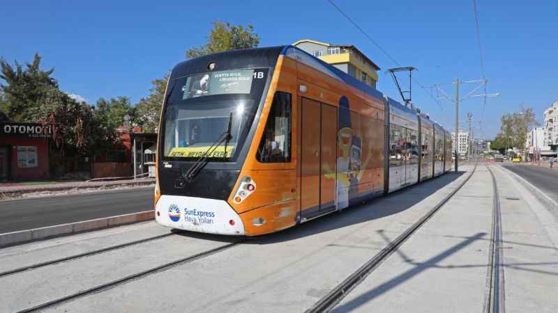 Doğu Garajı-Meydan arasındaki tramvay seferleri yeniden başladı Doğu Garajı-Meydan arasındaki tramvay seferleri yeniden başladı