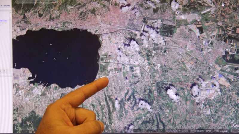 Profesörden önemli uyarı: "Nüfus ve sanayi tesisleri Anadolu'ya yönlendirilmeli" Profesörden önemli uyarı: "Nüfus ve sanayi tesisleri Anadolu'ya yönlendirilmeli"