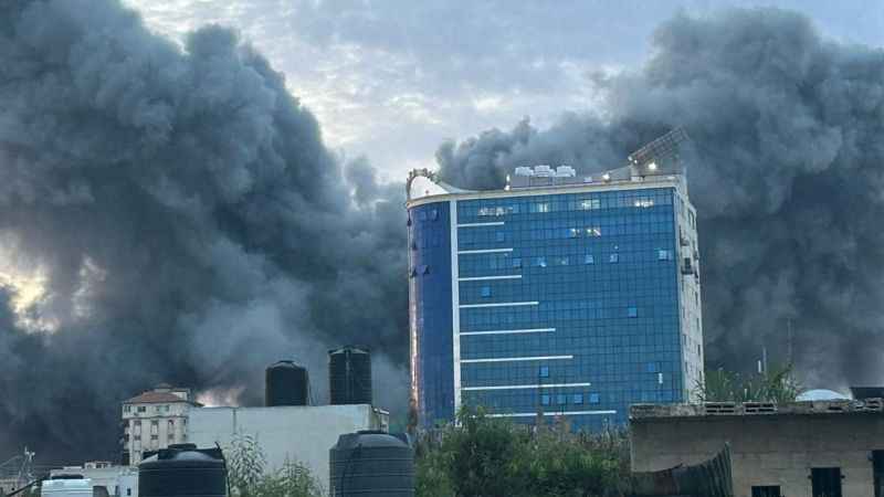 İsrail, Gazze’de 14 katlı binayı vurdu İsrail, Gazze’de 14 katlı binayı vurdu