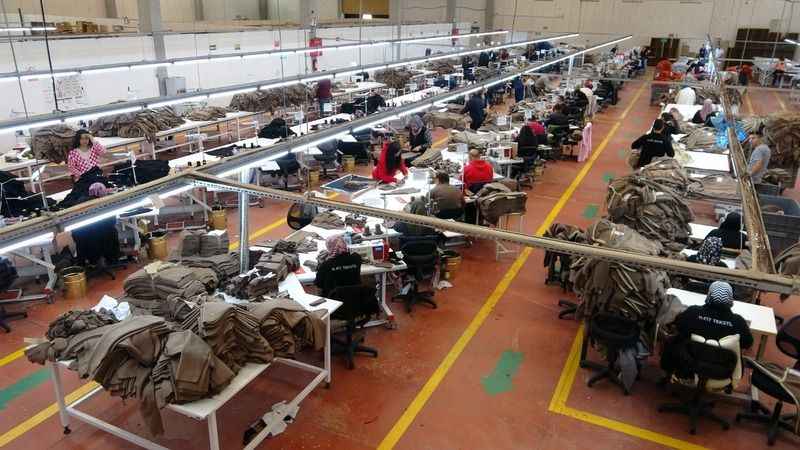 İtalya'nın futbol devi Napoli’nin store mağazasındaki ürünler Yozgat’ta üretiliyor İtalya'nın futbol devi Napoli’nin store mağazasındaki ürünler Yozgat’ta üretiliyor