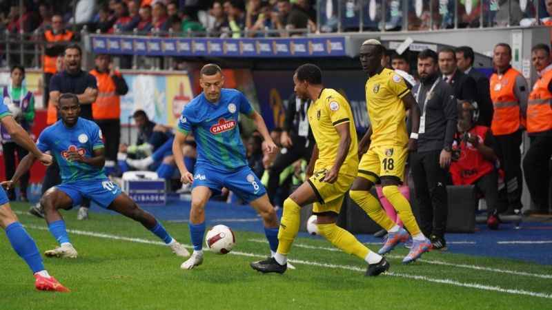 Çaykur Rizespor: 1 - İstanbulspor: 0 (Maç sonucu) Çaykur Rizespor: 1 - İstanbulspor: 0 (Maç sonucu)