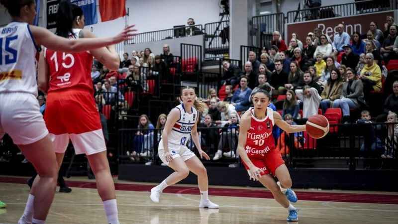 FIBA 2025 Avrupa Şampiyonası Elemeleri: İzlanda: 65 - Türkiye: 72 FIBA 2025 Avrupa Şampiyonası Elemeleri: İzlanda: 65 - Türkiye: 72