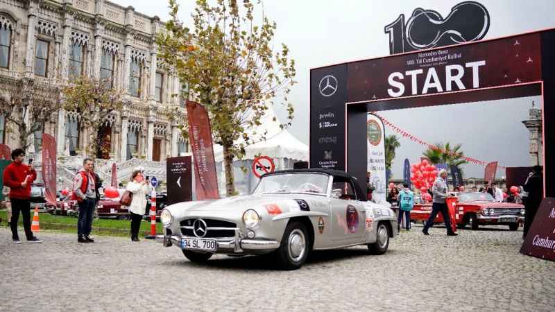 Mercedes-Benz 100. Yıl Cumhuriyet Rallisi başladı Mercedes-Benz 100. Yıl Cumhuriyet Rallisi başladı