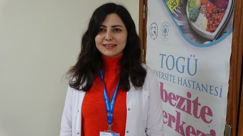 İftar Sonrası Uyumamak İçin Hurma Yiyin! İftar Sonrası Uyumamak İçin Hurma Yiyin!