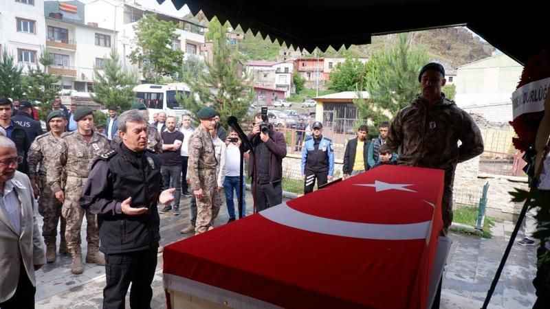 Özel harekat polisi Muhammed Haymana Erzurum’da toprağa verildi Özel harekat polisi Muhammed Haymana Erzurum’da toprağa verildi