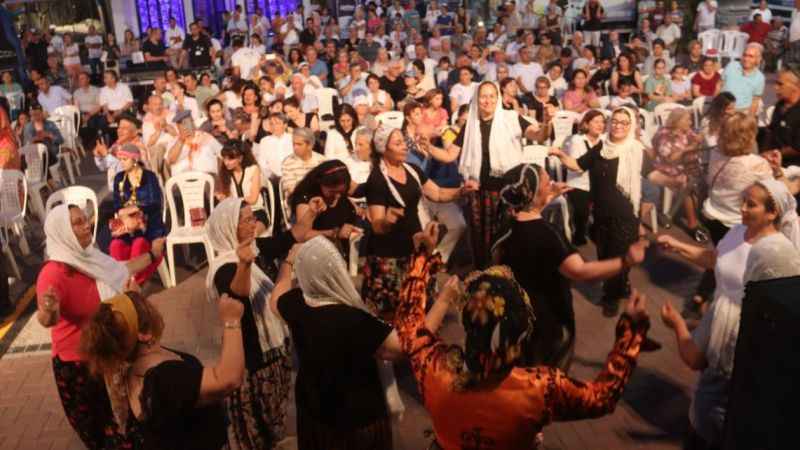 Yörüklerin yayla göçü renkli görüntüler oluşturdu Yörüklerin yayla göçü renkli görüntüler oluşturdu