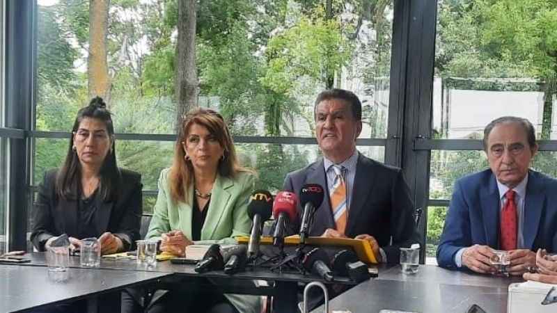 Sarıgül: “Herkesin şu ortamda Kemal Kılıçdaroğlu'na destek vermesi önemlidir” Sarıgül: “Herkesin şu ortamda Kemal Kılıçdaroğlu'na destek vermesi önemlidir”