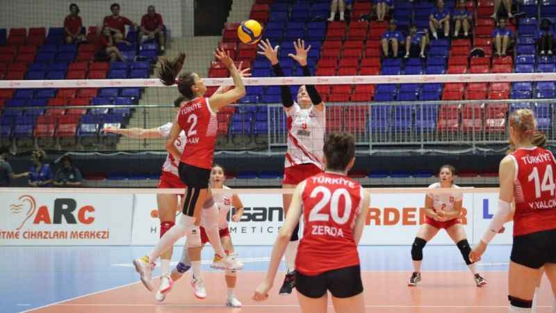 Türkiye Kadın Milli Takımı, şampiyonayı namağlup sürdürüyor Türkiye Kadın Milli Takımı, şampiyonayı namağlup sürdürüyor