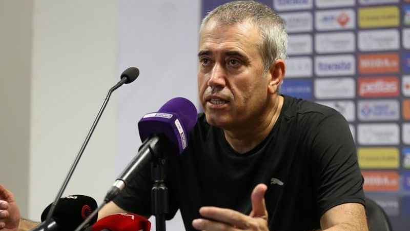 Kemal Özdeş: “Oyuncularım kazanacak oyun oynadı” Kemal Özdeş: “Oyuncularım kazanacak oyun oynadı”