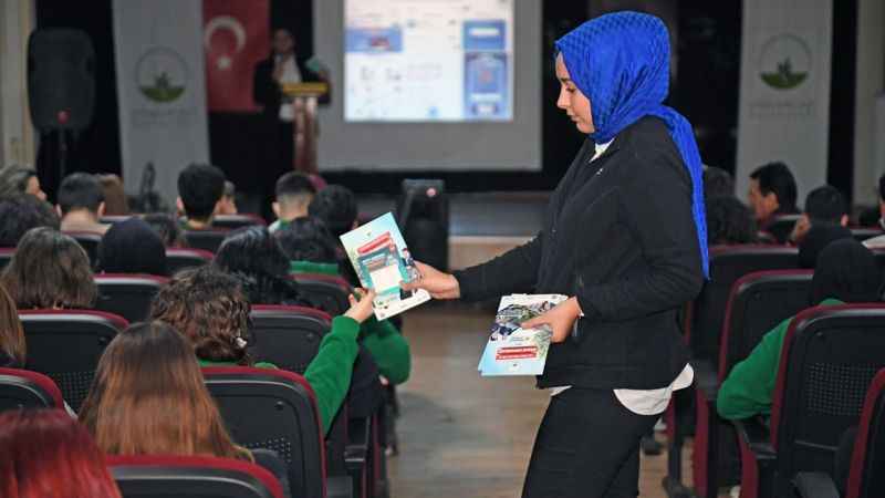 Sınav maratonunda öğrencilere dijital destek Sınav maratonunda öğrencilere dijital destek