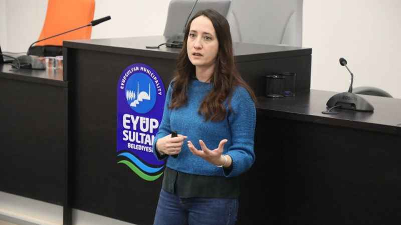 Eyüpsultan Belediyesi'nden personeline psikososyal destek eğitimi Eyüpsultan Belediyesi'nden personeline psikososyal destek eğitimi