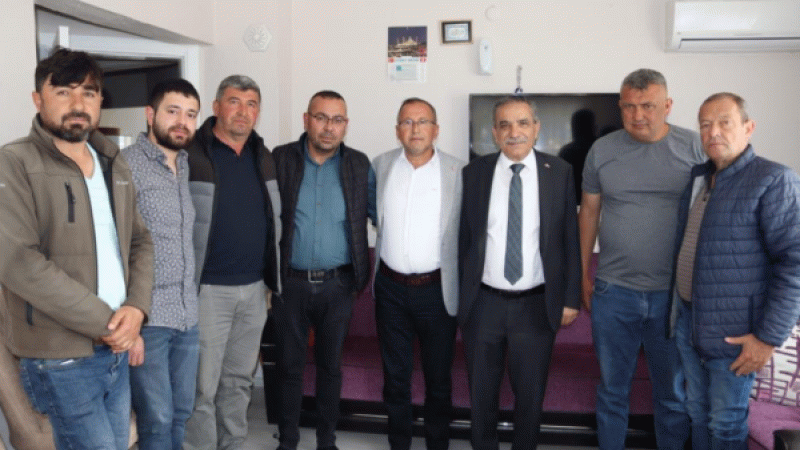 CHP’den istifa etti MHP'ye katıldı CHP’den istifa etti MHP'ye katıldı