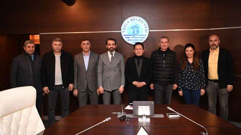 Tuzla Belediyesi'nde çalışanların maaş mutluluğu Tuzla Belediyesi'nde çalışanların maaş mutluluğu