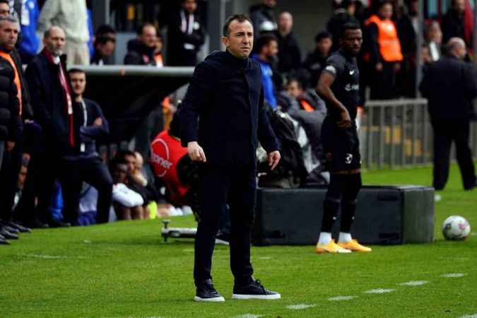 Ümraniyespor ve Konyaspor puanları paylaştı