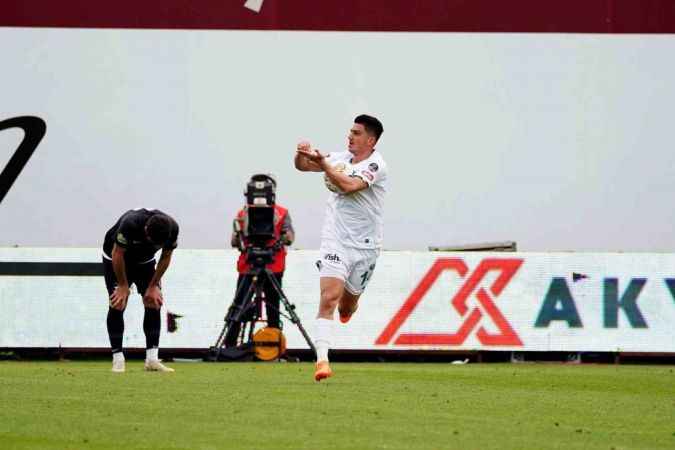 Ümraniyespor ve Konyaspor puanları paylaştı