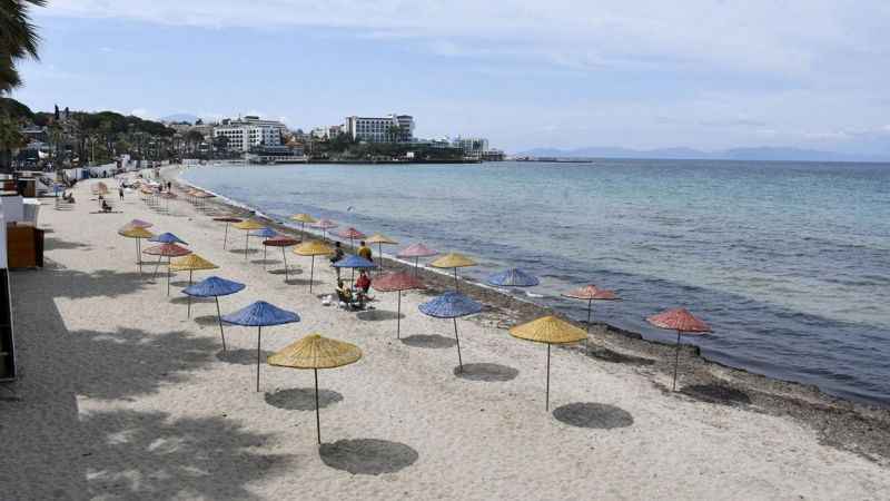 Kuşadası plajlarına mavi bayrak