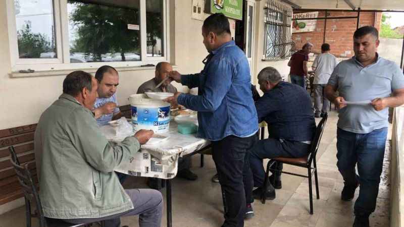 Köylü kadınlar asırlık geleneği yaşatıyor