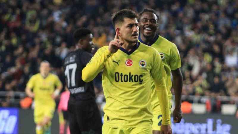Cengiz Ünder, 9. golüne ulaştı