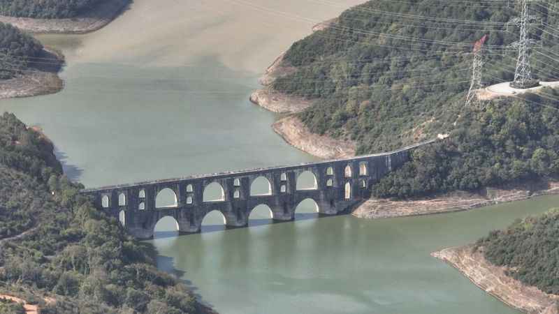 Hafta sonu etkili olan yağış İstanbul'a can suyu oldu