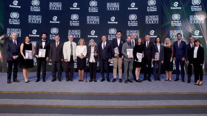 Dr. Nejat F. Eczacıbaşı Tıp Ödülleri sahiplerini buldu