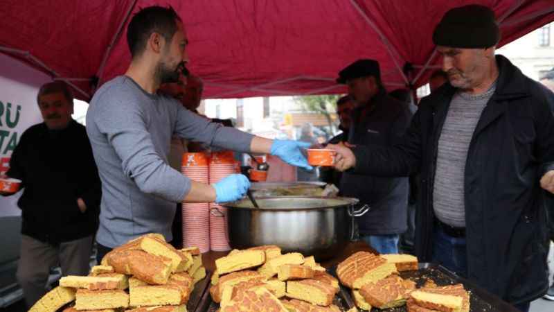Giresunlular karalahana çorbasına doyamadı