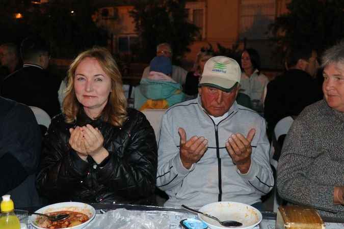 Alanya'da 127 milletle birlikte iftar 
