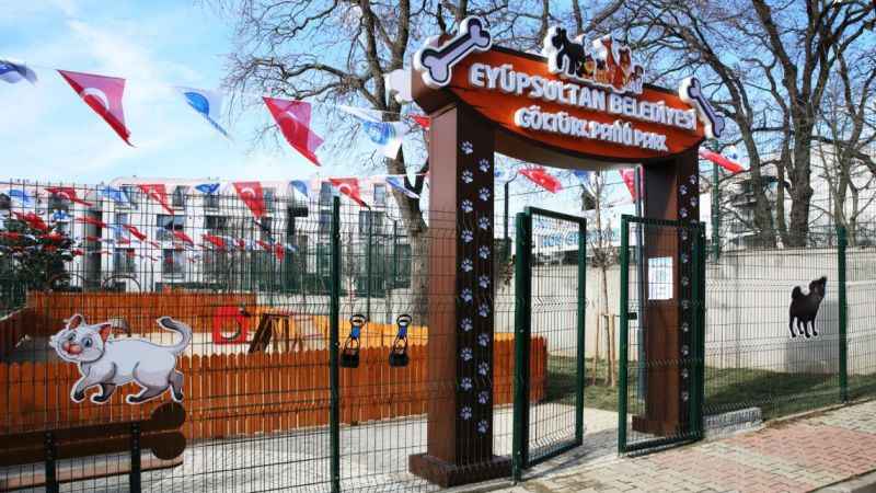Eyüpsultan'da Patili Park ve Göktürk Pati Kliniği açıldı