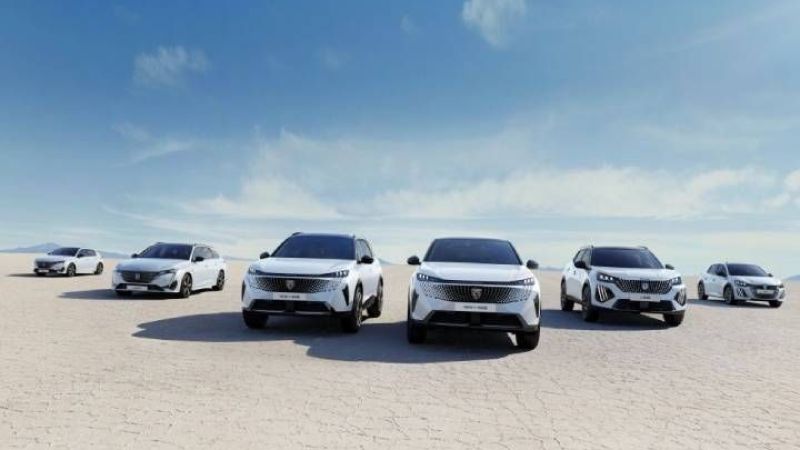 Yeni Peugeot E-408 Paris Otomobil Fuarı’nda dünyaya tanıtılacak