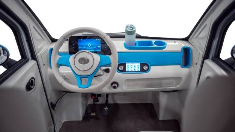 Reeder ilk elektrikli aracı ReeV Fancy'yi tanıttı 