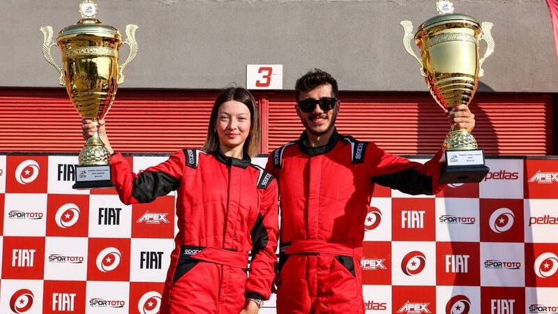 TOSFED’in 2024 yıldızları Alper ve Elbir