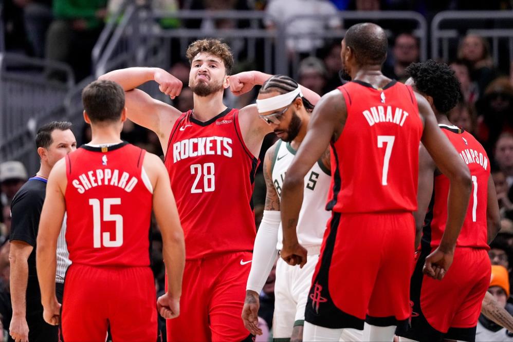 Alperen double-double yaptı, Houston Rockets deplasmanda kazandı