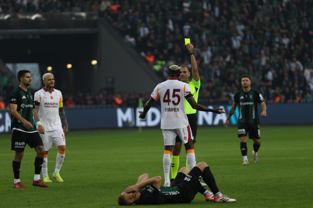 Galatasaray 19 maç sonra Kocaelispor'a kaybetti