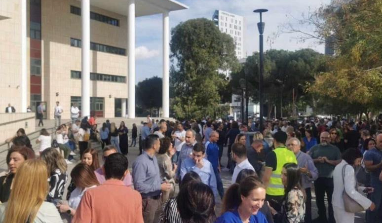 Rum kesiminde peş peşe iki deprem