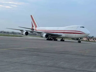 Pakistan’dan bir günde 3 yardım uçağı geldi