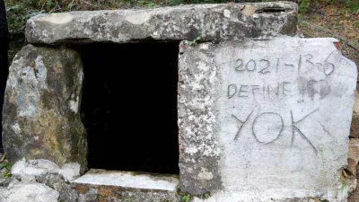 Defineciler talan edince köylüler çeşmeye bunu yazdı!