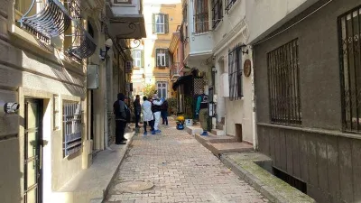 Galata’da şüpheli turist ölümü