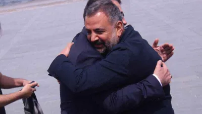 AK Parti ve CHP'den dostluk pozu