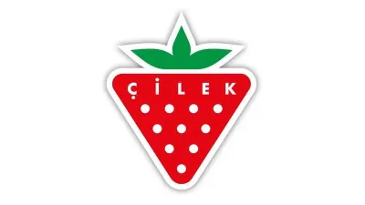 Çilek’in özgün tasarımları fuarda yoğun ilgi gördü 