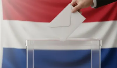 Hollanda halkı sandık başında