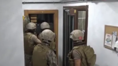 İstanbul'da terör operasyonu: 16 gözaltı