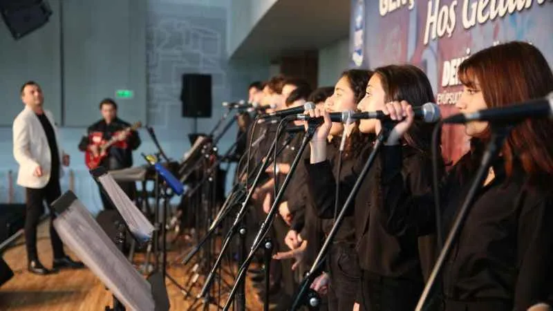 Eyüpsultanlı gençler sanatla buluşuyor