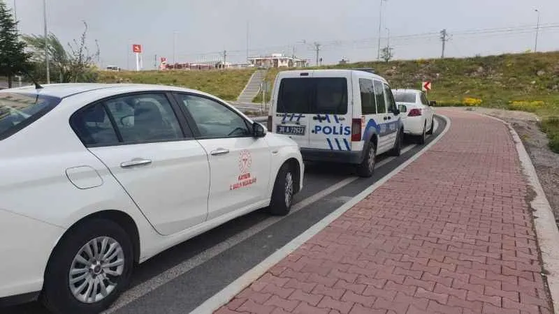 Kayseri'de asansör bekleyen yaşlı adam kalp krizi geçirip öldü