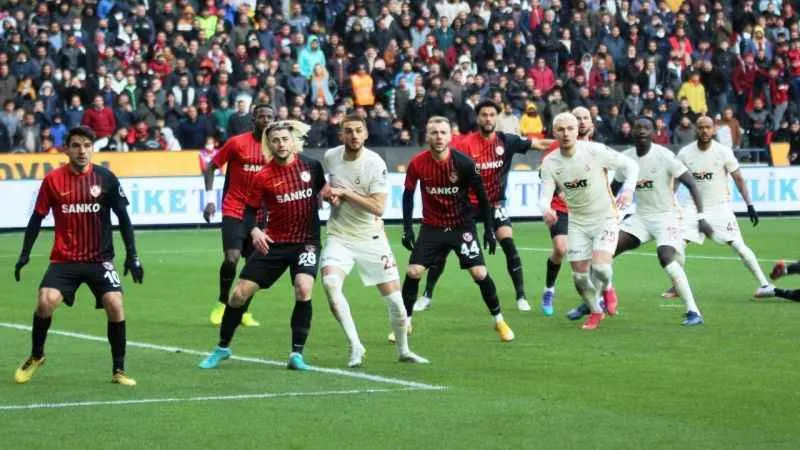Gaziantep FK ile Galatasaray 9. randevuda